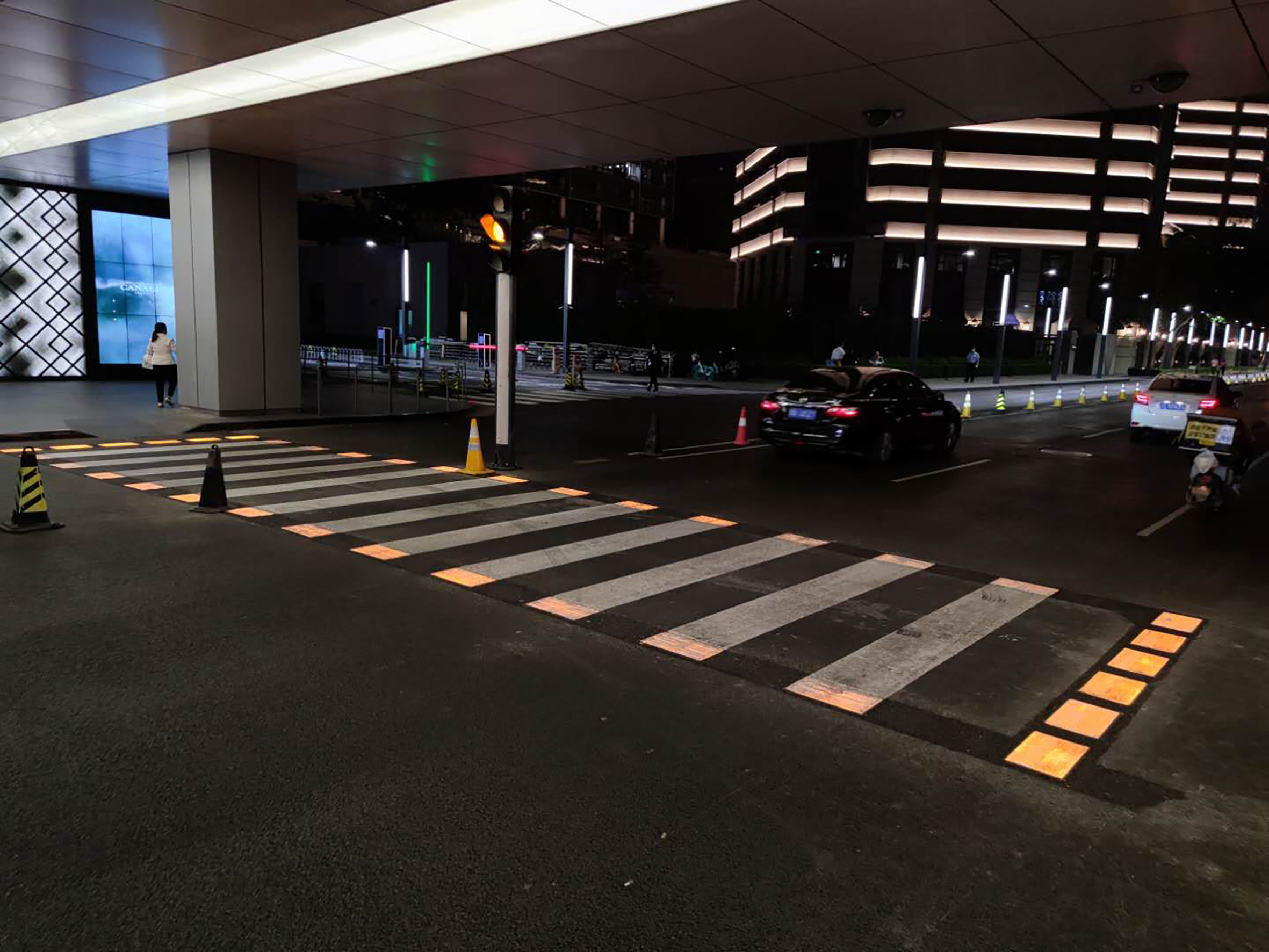 北京國(guó)貿大廈.jpg 北京國貿大廈.jpg